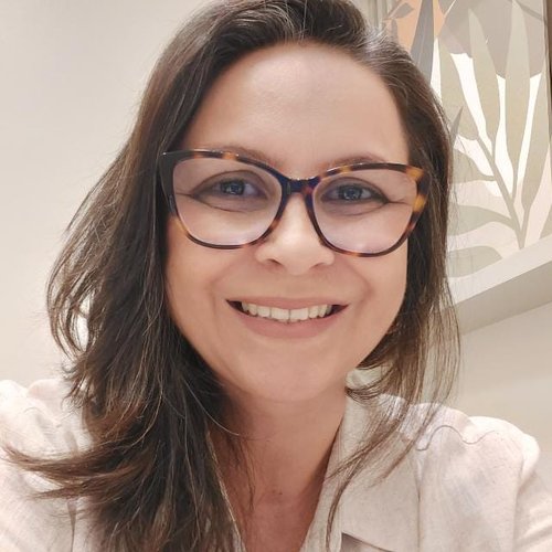 Renata Araujo: Cognitivo Comportamental